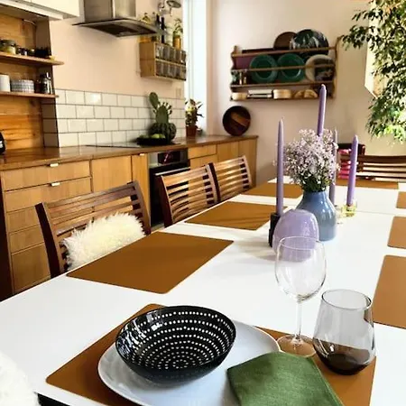 Spacious Historical Art Oasis In The Center * 卑爾根