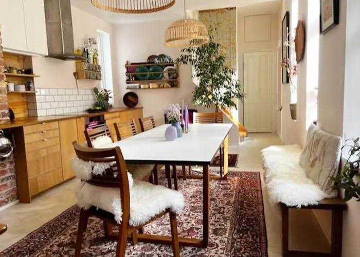 Appartement Spacious Historical Art Oasis In The Center Bergen