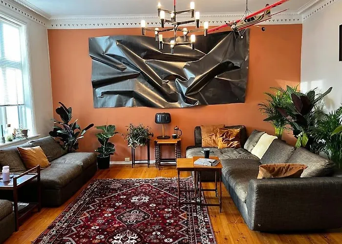 Appartement Spacious Historical Art Oasis In The Center Bergen