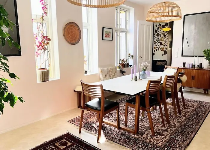 Lejlighed Spacious Historical Art Oasis In The Center *